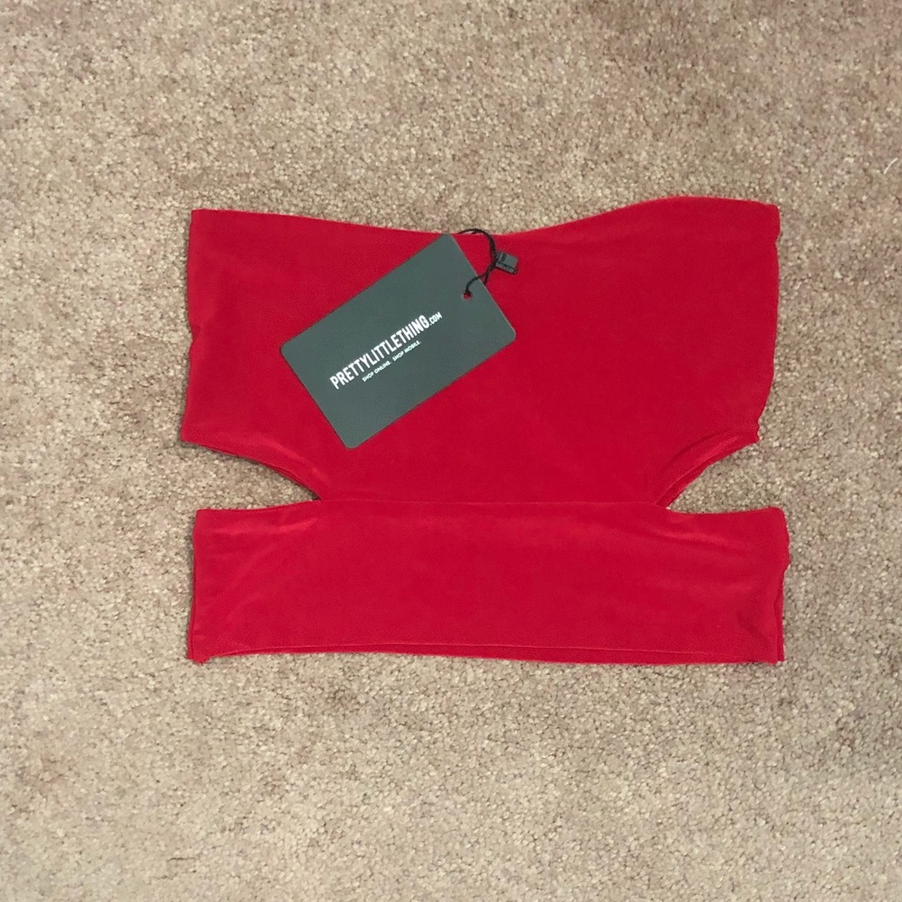 NWT Pretty Little Thing Crop top